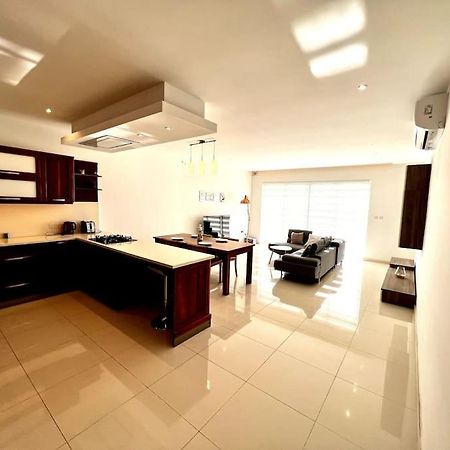 Viewline Seaview Modern 3 Bedroom Apartment Marsaxlokk Bagian luar foto
