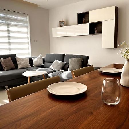 Viewline Seaview Modern 3 Bedroom Apartment Marsaxlokk Bagian luar foto